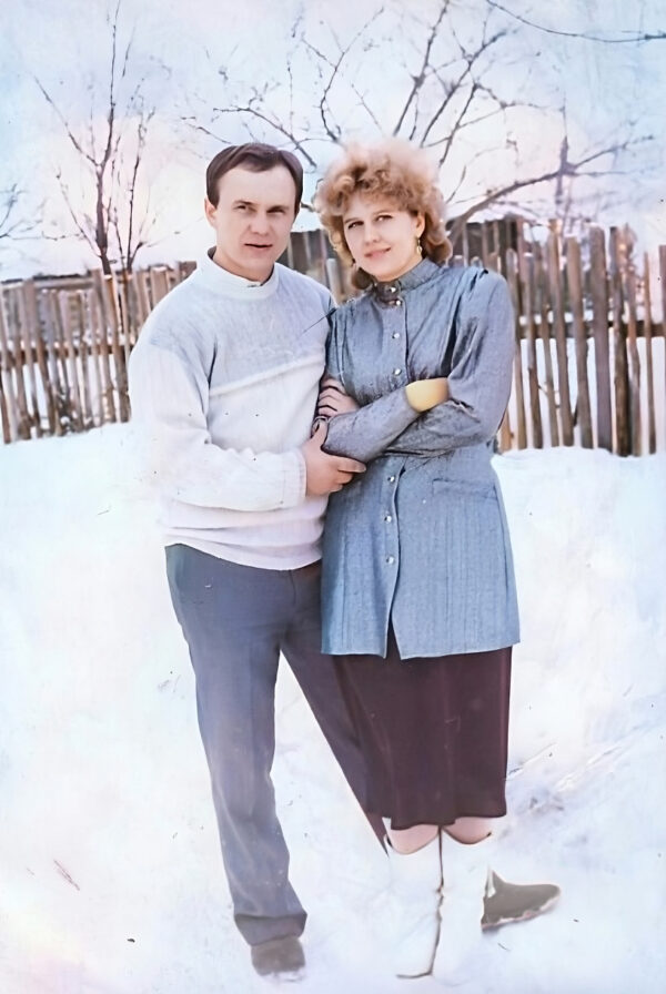 1963